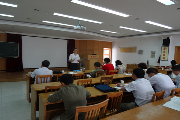 我系教师赴扬州大学参加“专接本”集体备课会