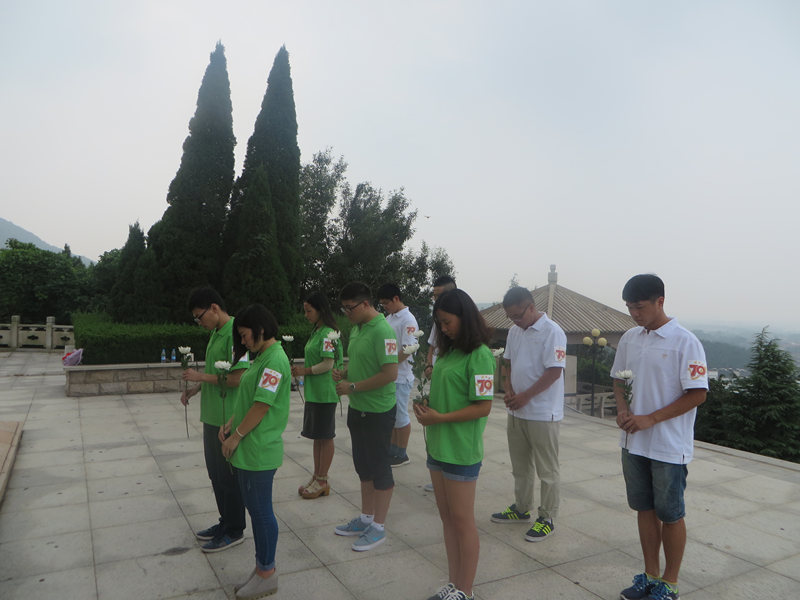 我系组织开展“拳拳爱国心 浓浓关爱情”暑期社会实践