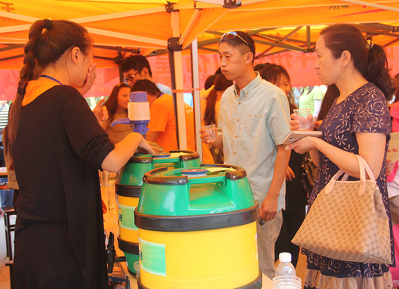 缘来一家人—我系圆满完成2015级迎新工作